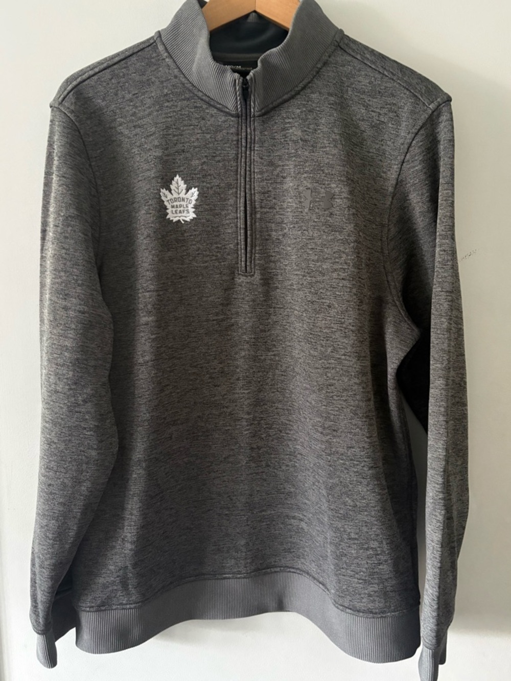 Under Armour x NHL Toronto Maple leafs 1/4 Zip Sweatshirt
